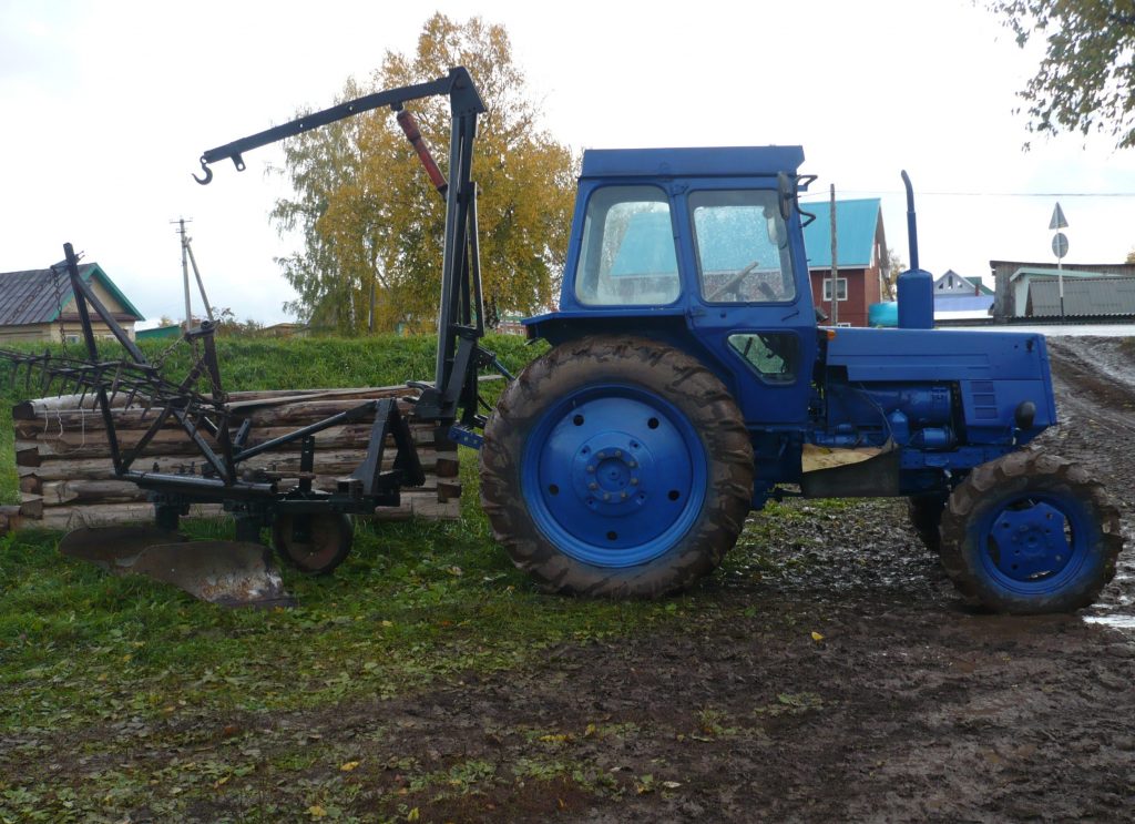 Права на трактор в Морозовске